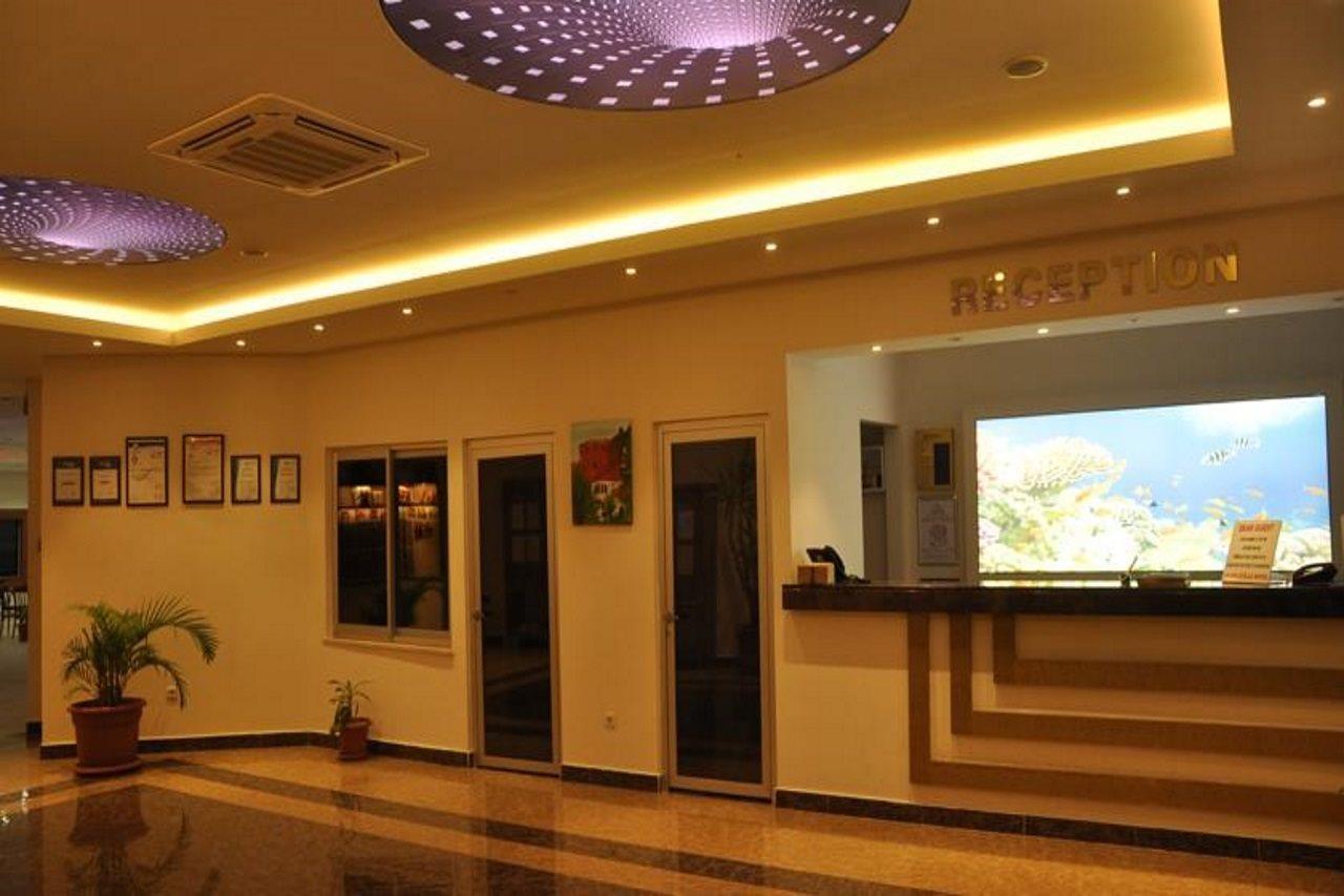 Grand Ati̇Lla Hotel Alanya Exterior photo
